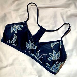 CARVE Designs Women's Stinson bikini top